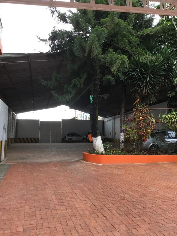 Hotel Emperador Barbosa (Santander) Exterior foto
