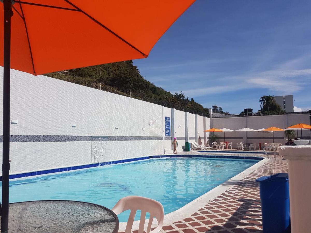 Hotel Emperador Barbosa (Santander) Exterior foto